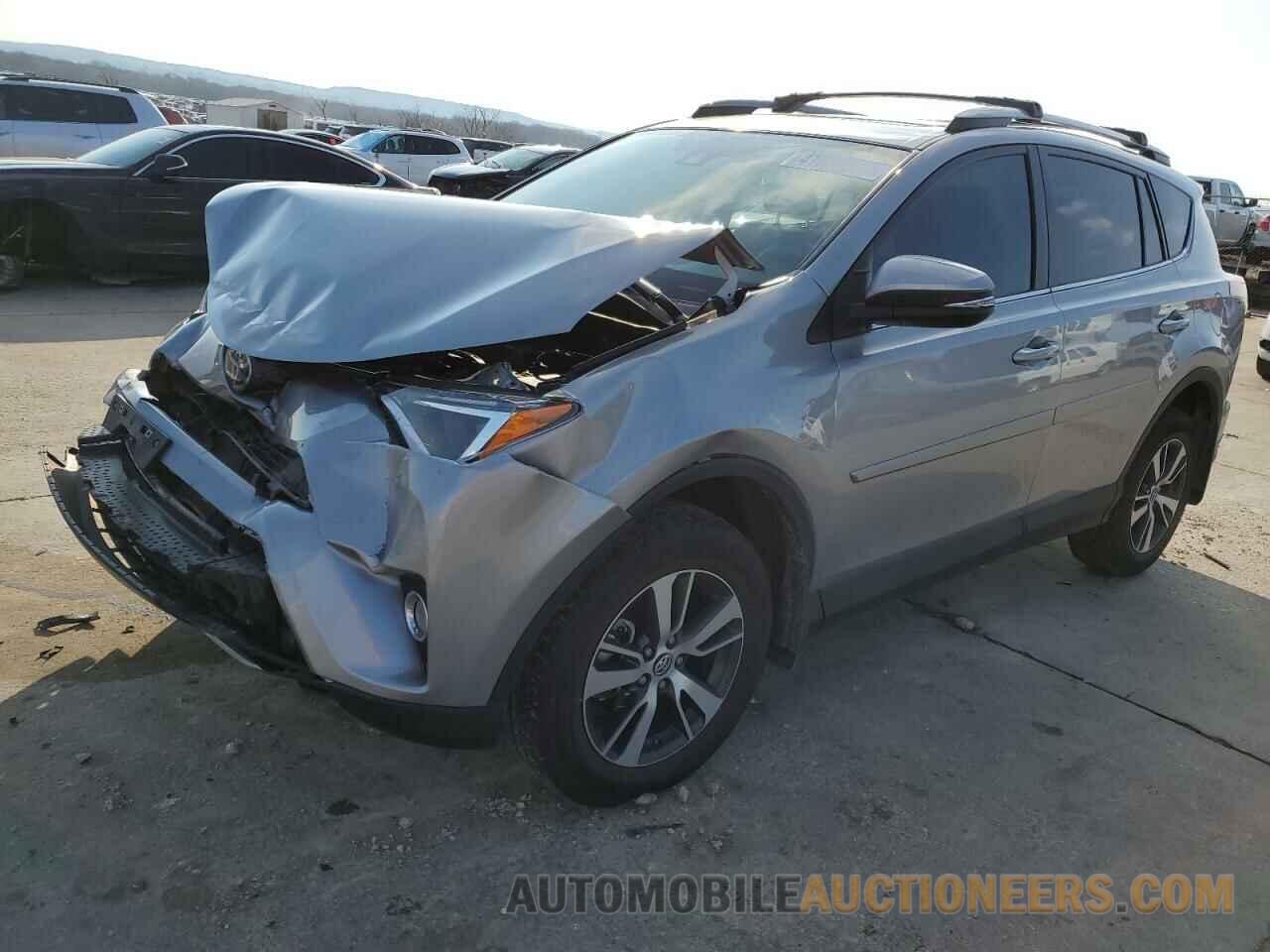 2T3WFREV5JW416558 TOYOTA RAV4 2018