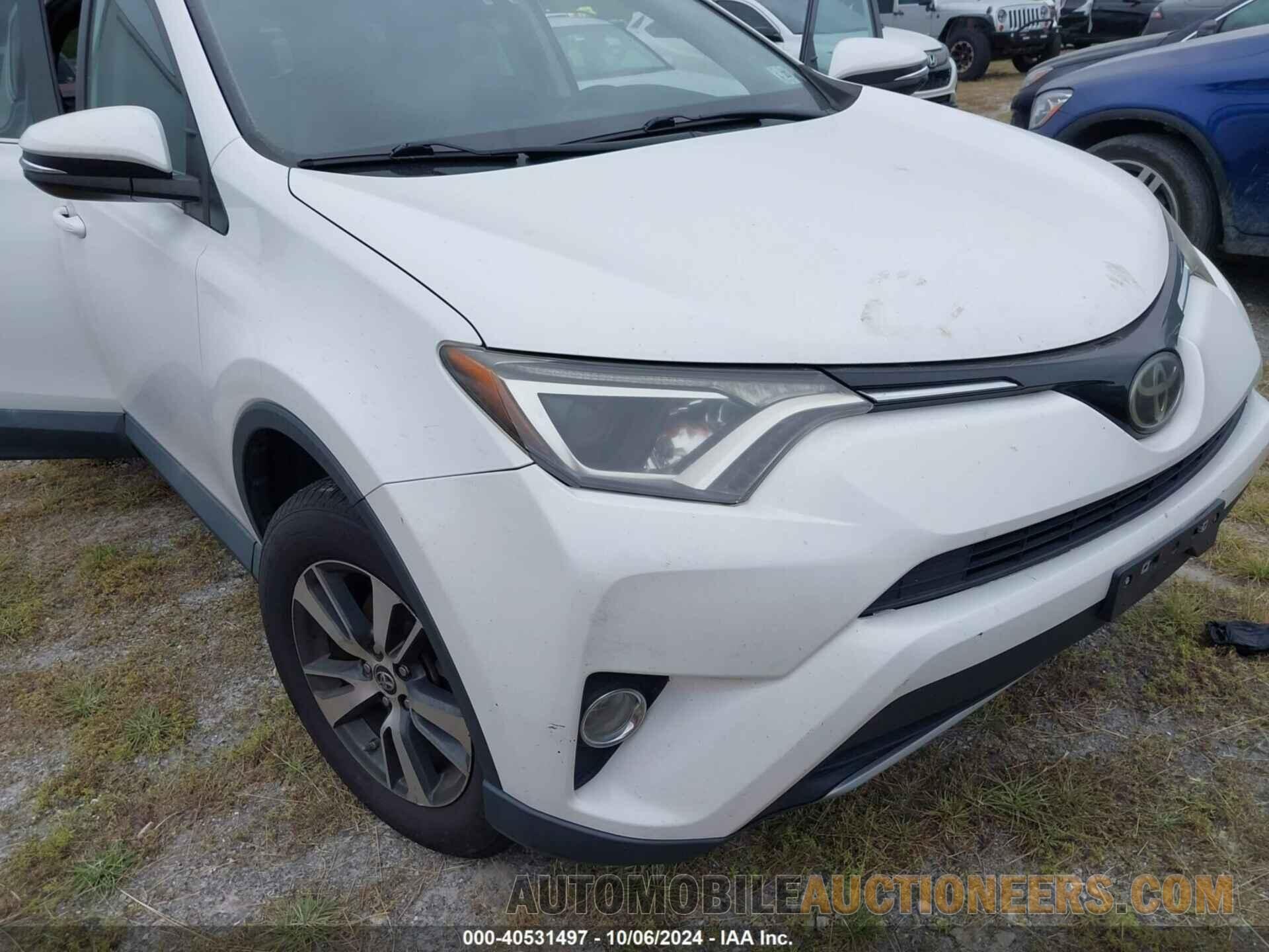 2T3WFREV5JW428175 TOYOTA RAV4 2018