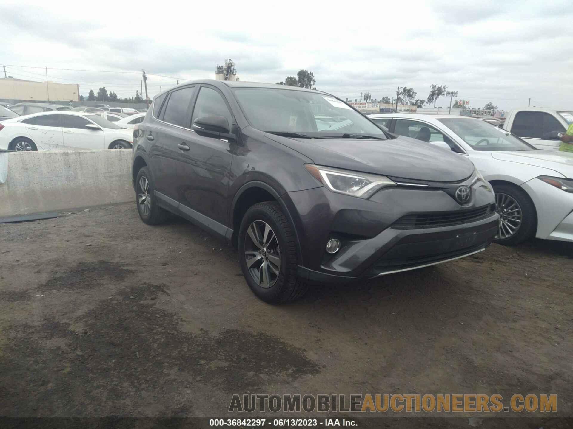 2T3WFREV5JW446286 TOYOTA RAV4 2018