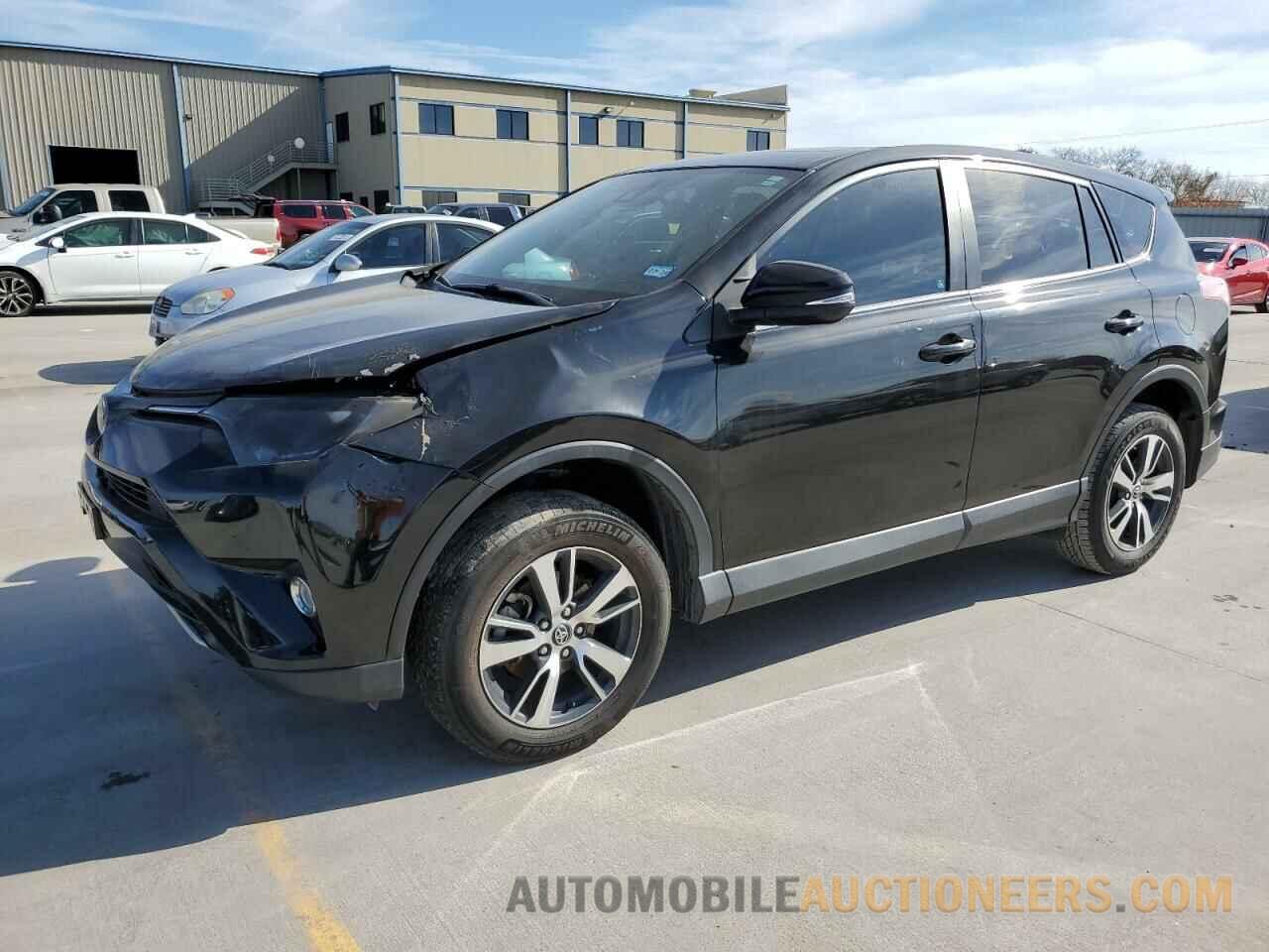 2T3WFREV5JW465582 TOYOTA RAV4 2018