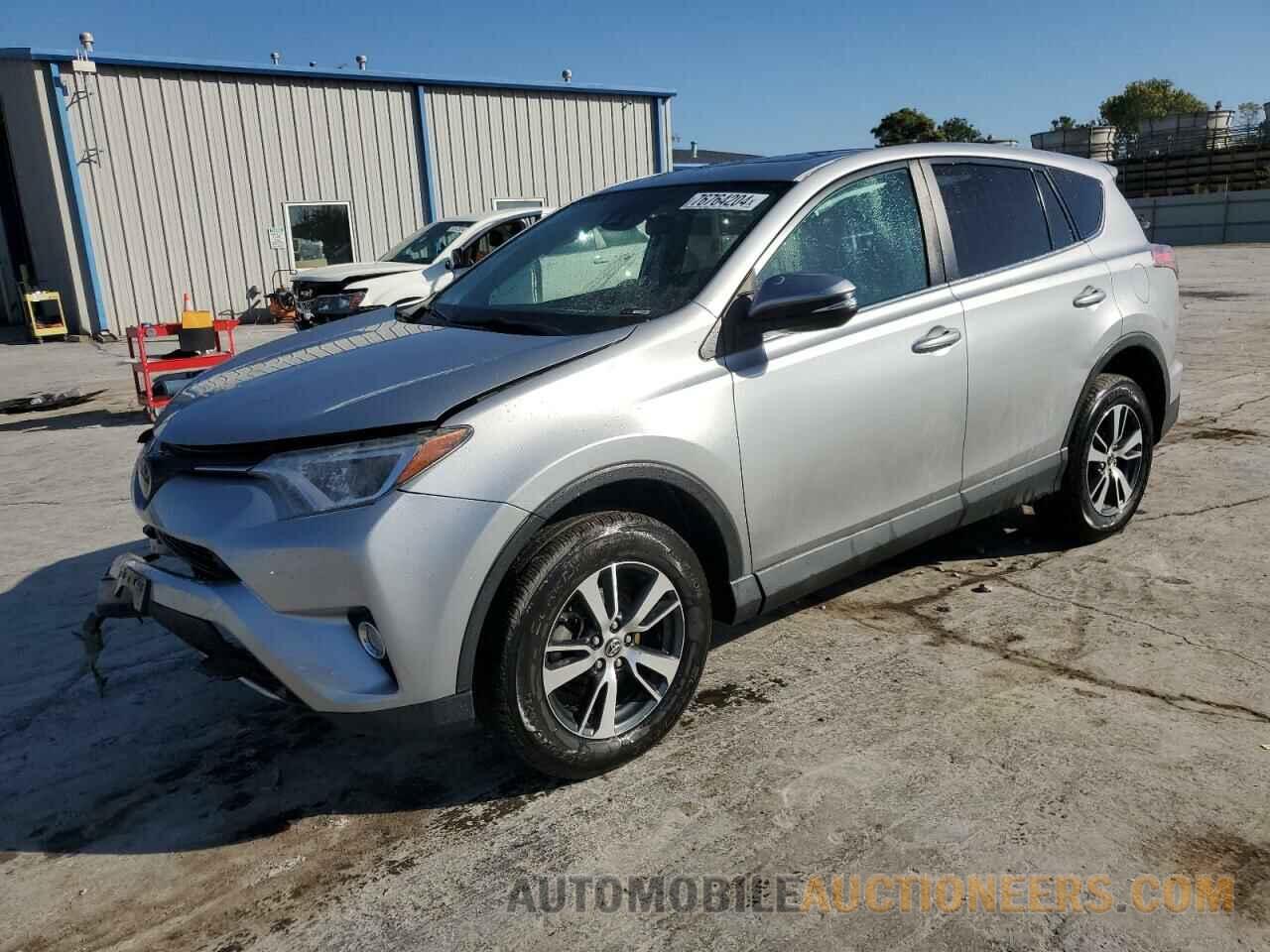 2T3WFREV5JW468711 TOYOTA RAV4 2018