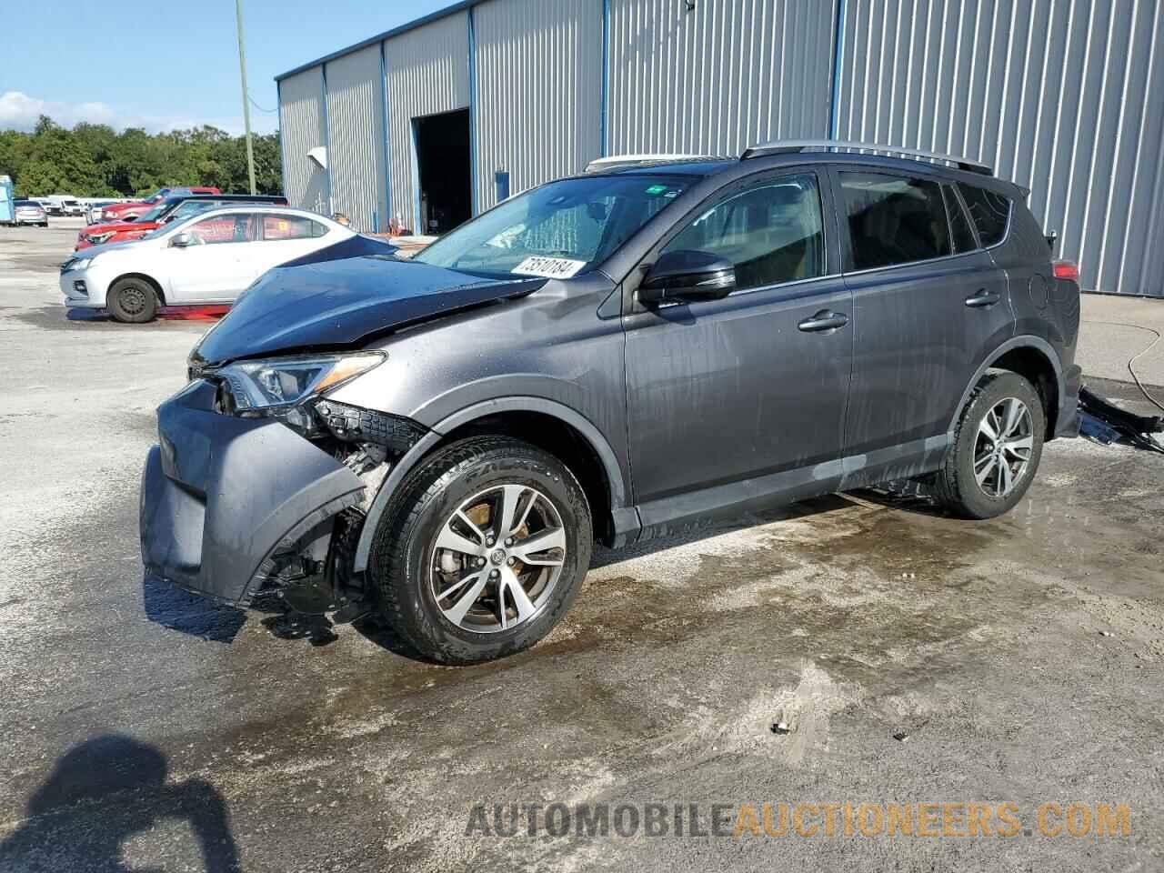 2T3WFREV5JW504560 TOYOTA RAV4 2018