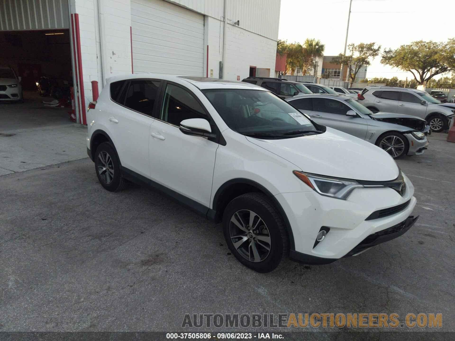 2T3WFREV5JW513209 TOYOTA RAV4 2018