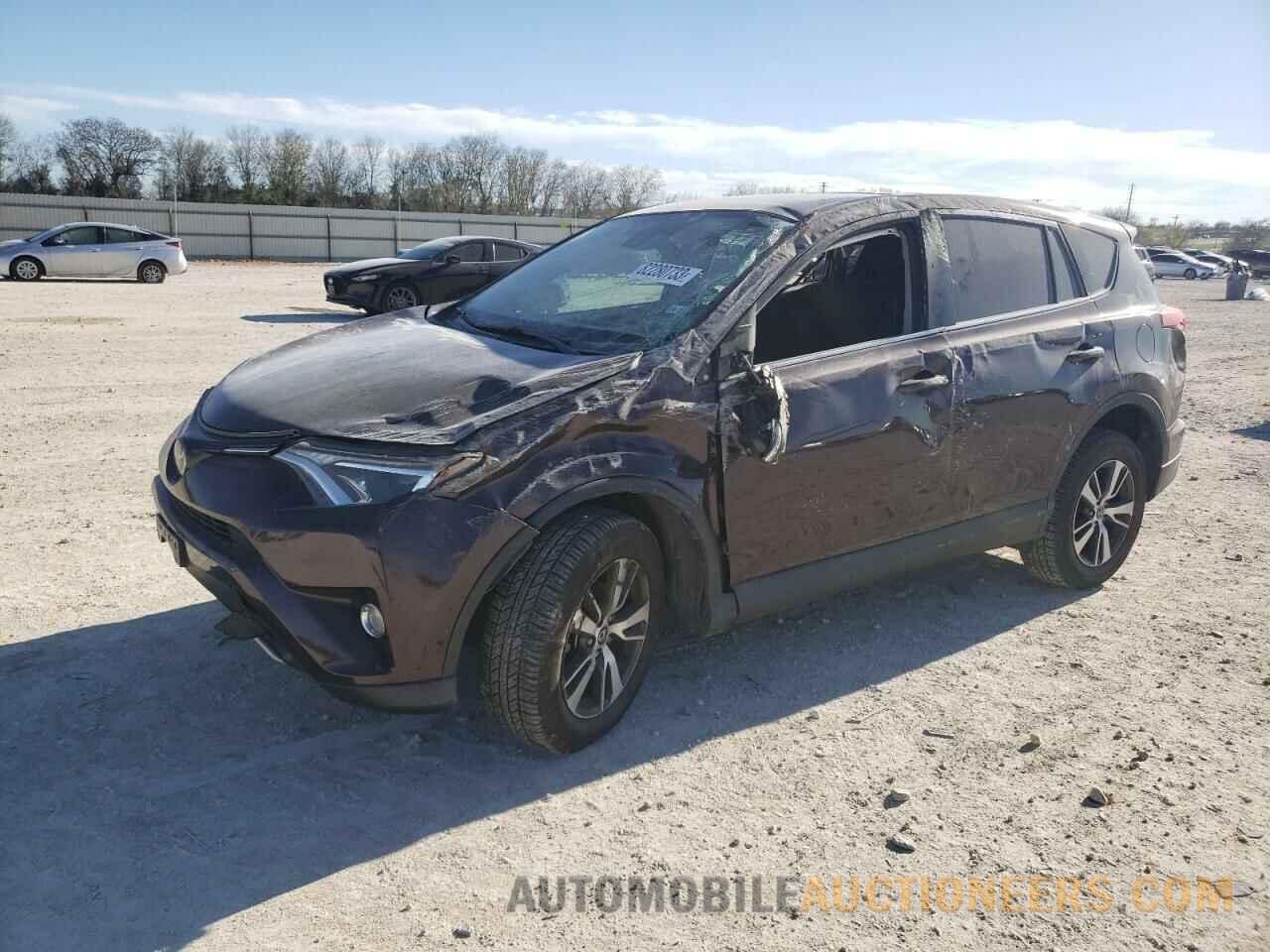 2T3WFREV5JW518197 TOYOTA RAV4 2018