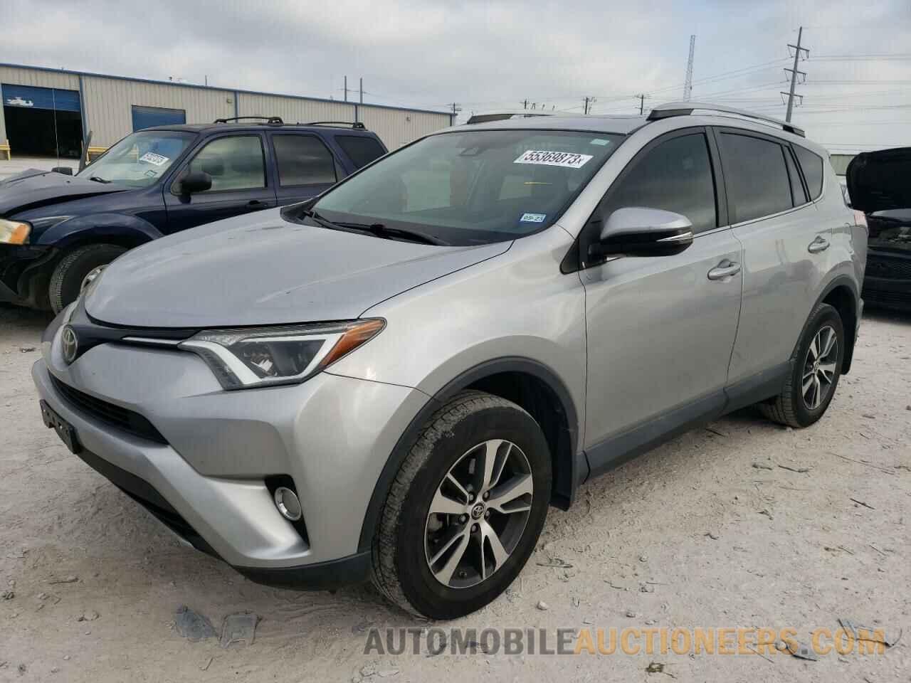 2T3WFREV6HW335448 TOYOTA RAV4 2017