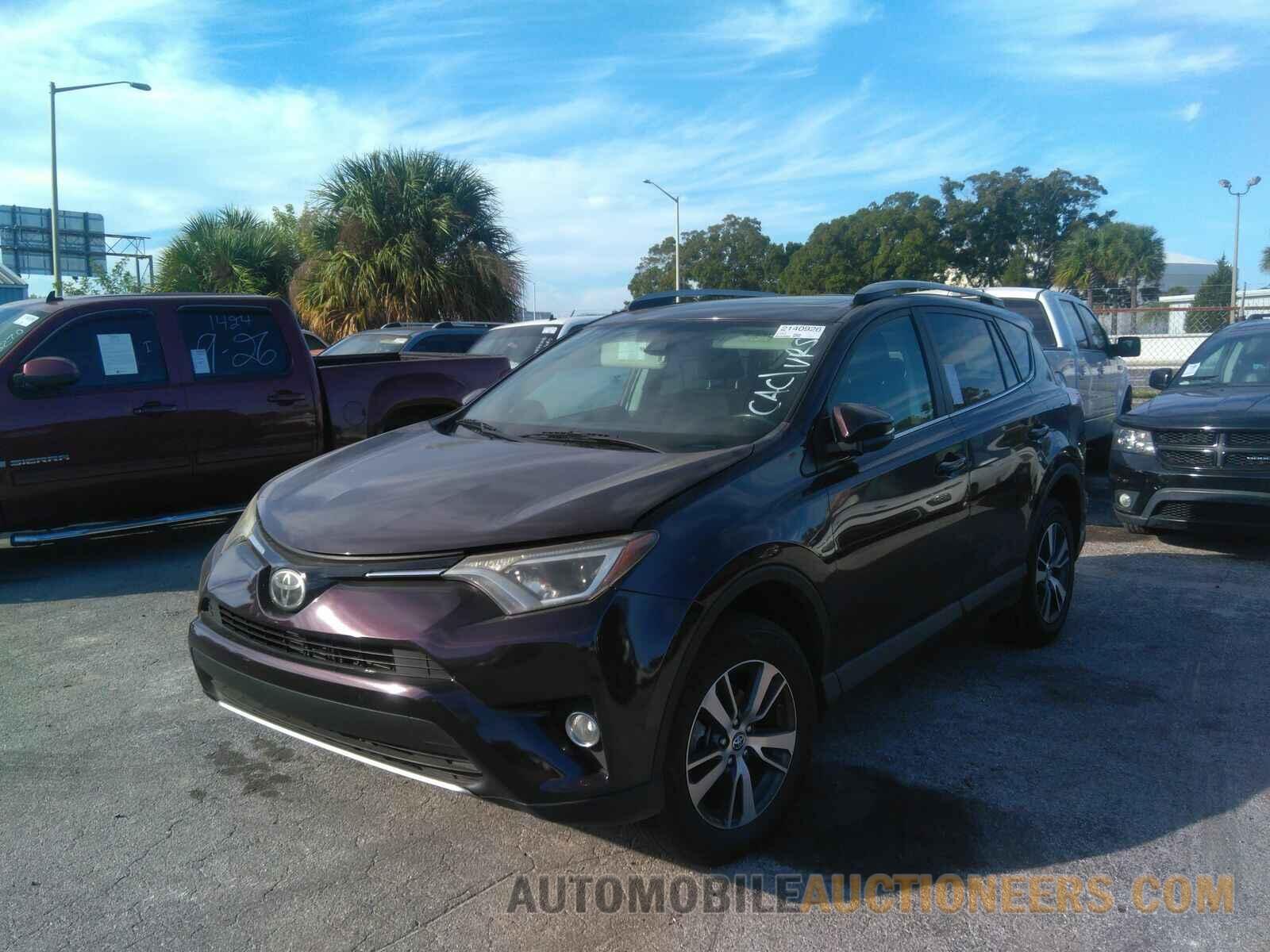 2T3WFREV6HW351746 Toyota RAV4 2017