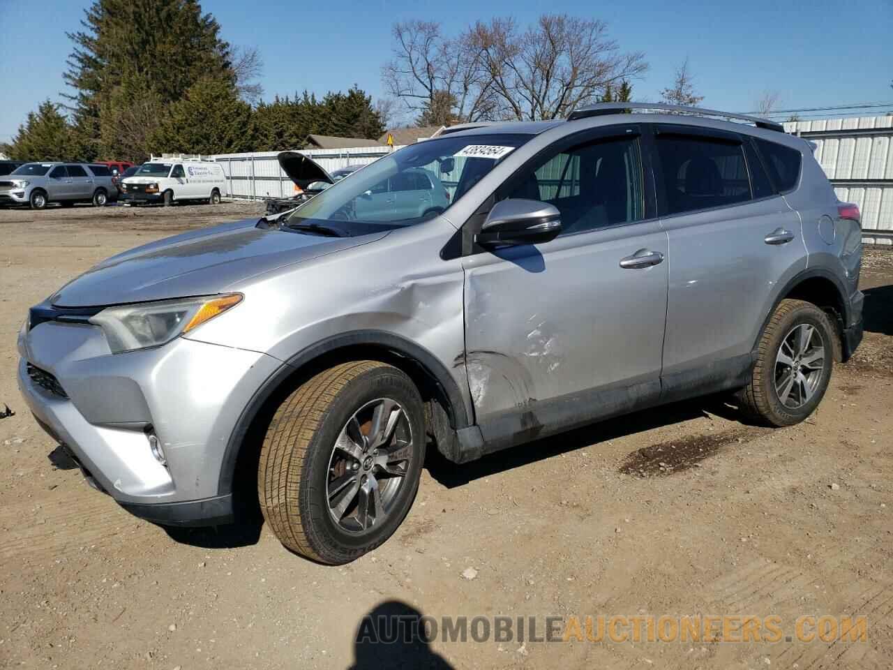 2T3WFREV6HW355327 TOYOTA RAV4 2017