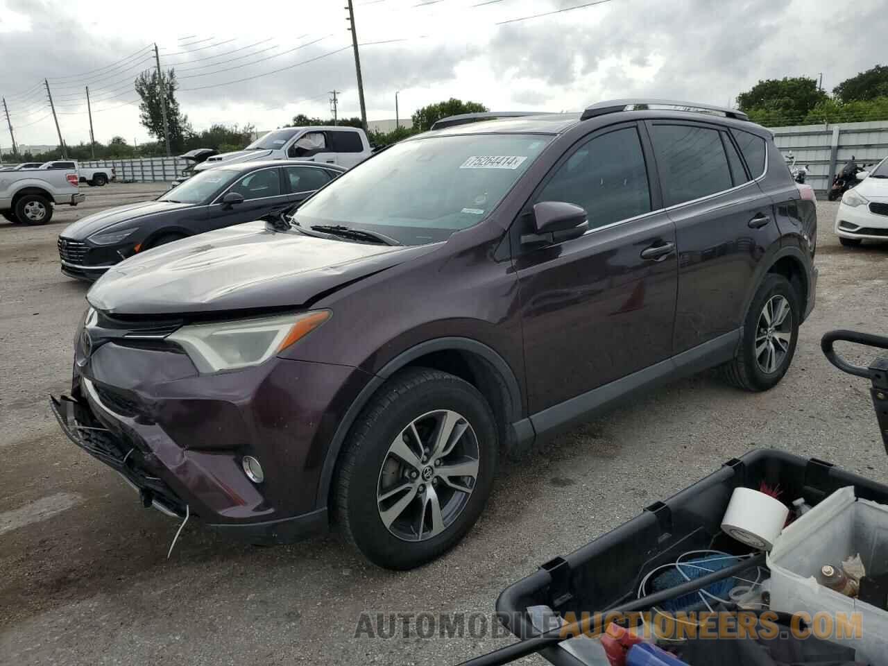 2T3WFREV6HW357501 TOYOTA RAV4 2017