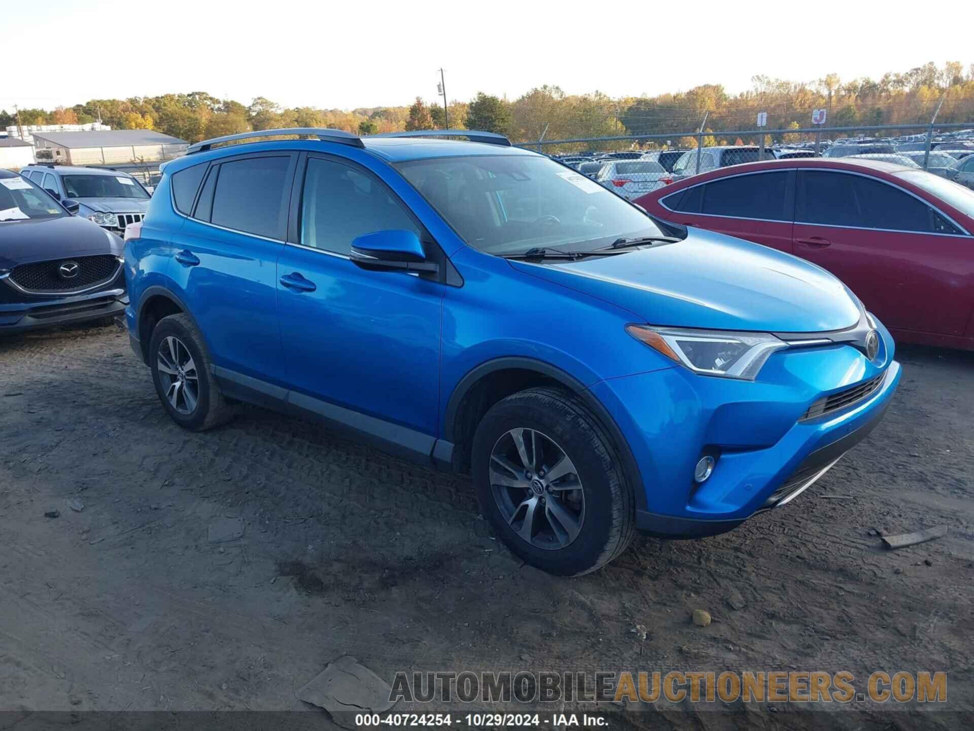 2T3WFREV6HW388750 TOYOTA RAV4 2017