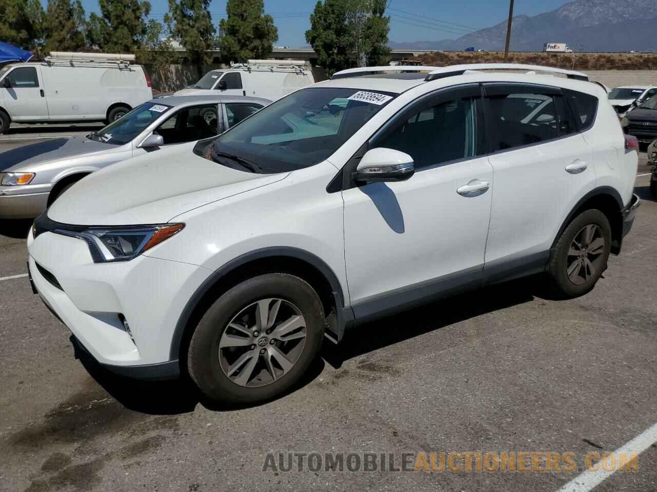 2T3WFREV6HW397531 TOYOTA RAV4 2017