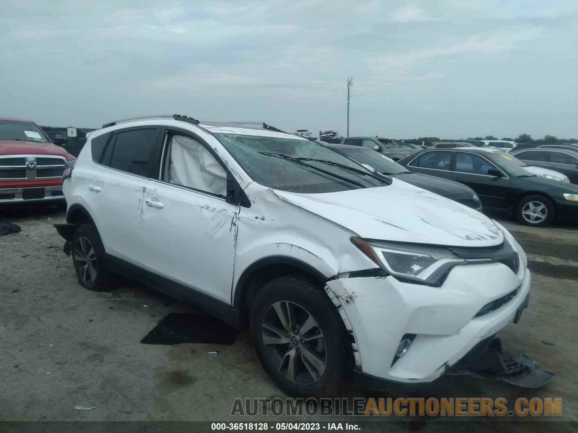 2T3WFREV6JW465736 TOYOTA RAV4 2018