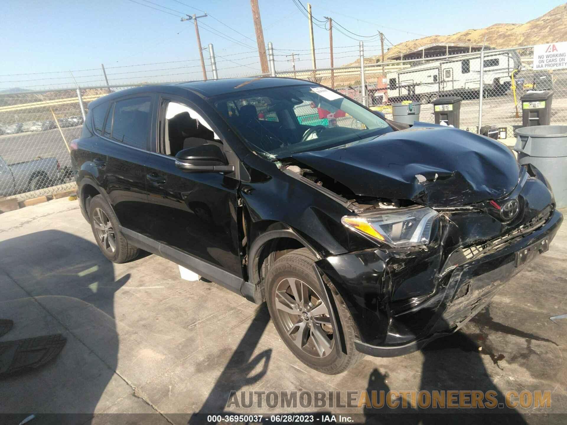 2T3WFREV6JW468202 TOYOTA RAV4 2018