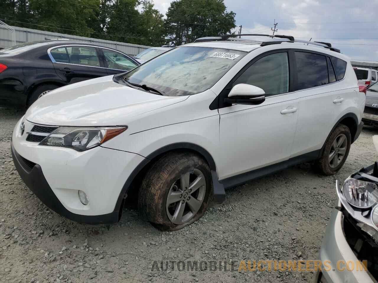 2T3WFREV7FW141895 TOYOTA RAV4 2015