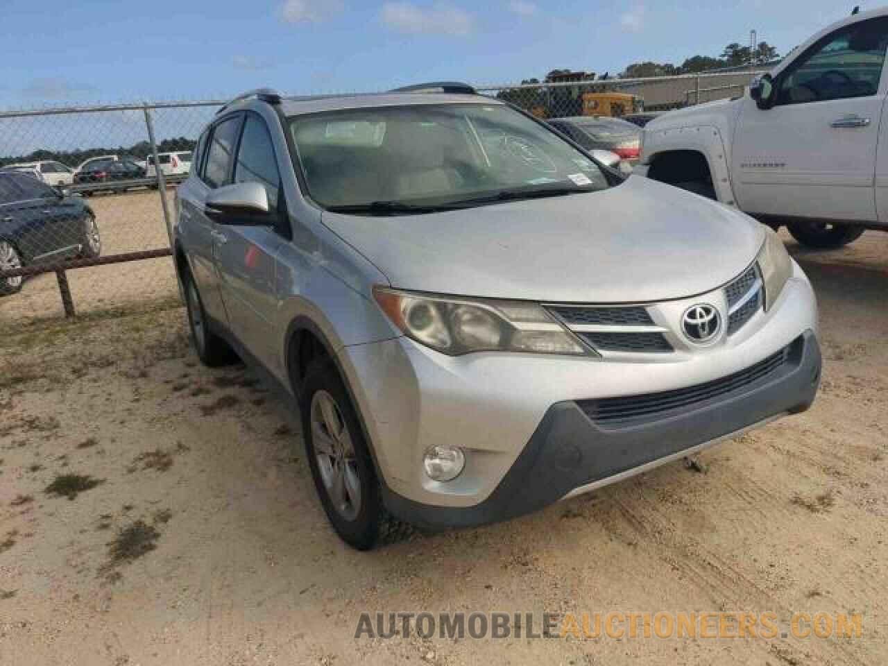 2T3WFREV7FW145218 TOYOTA RAV4 2015