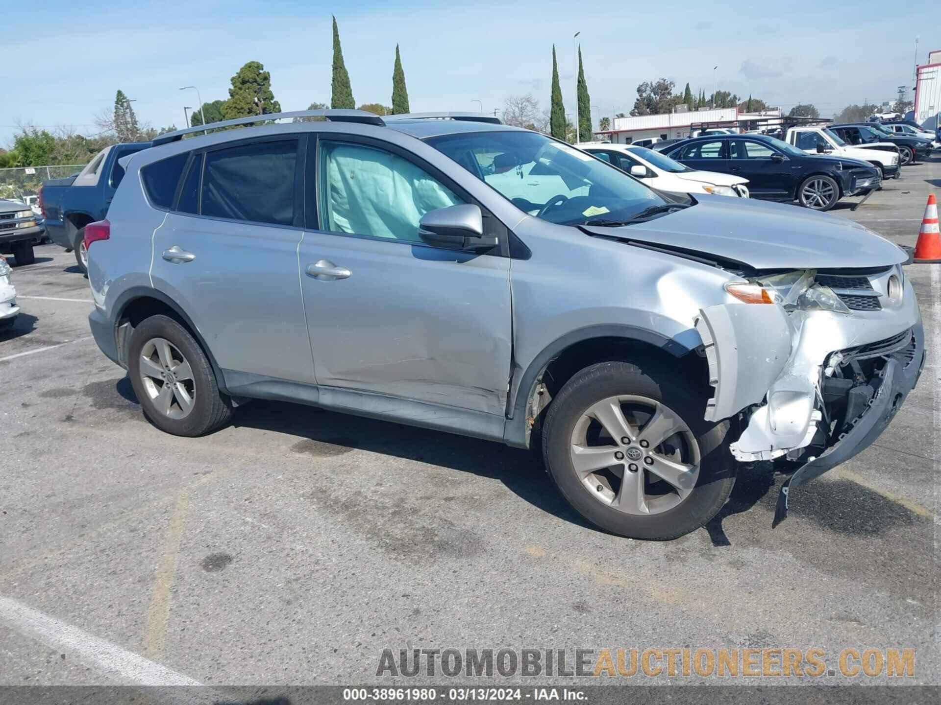 2T3WFREV7FW179532 TOYOTA RAV4 2015