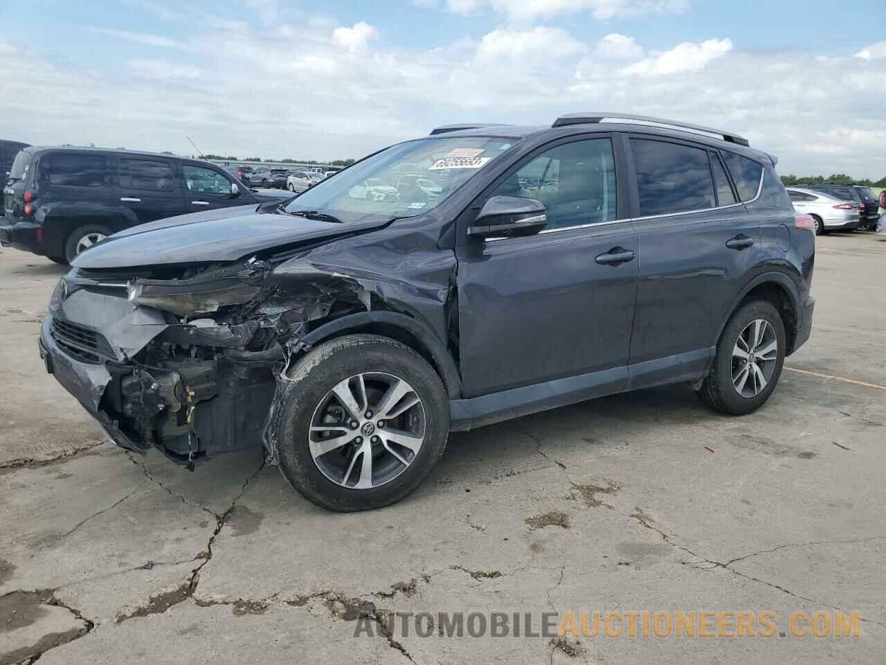 2T3WFREV7HW343624 TOYOTA RAV4 2017