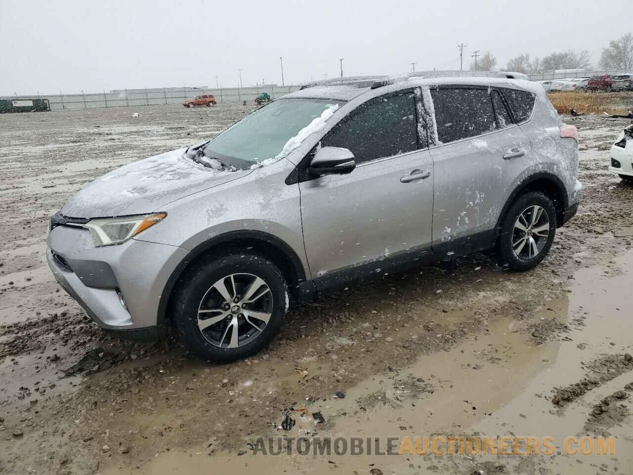 2T3WFREV7HW345017 TOYOTA RAV4 2017