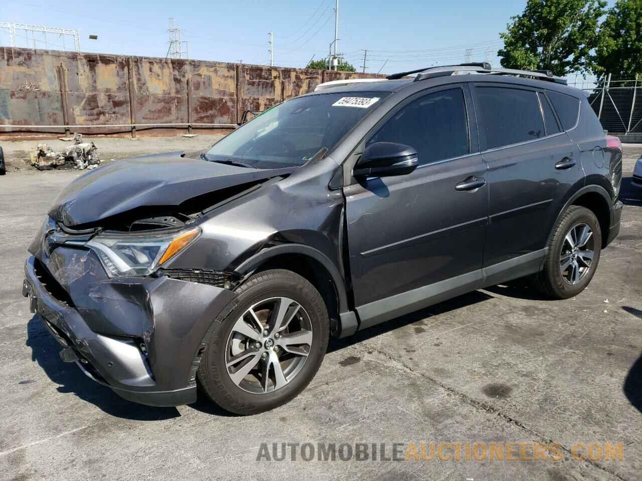 2T3WFREV7HW376834 TOYOTA RAV4 2017