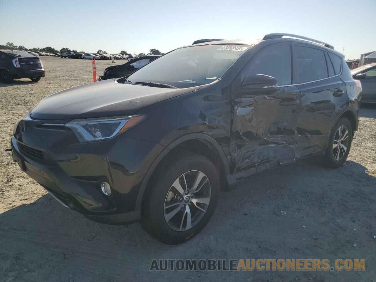 2T3WFREV7HW394573 TOYOTA RAV4 2017