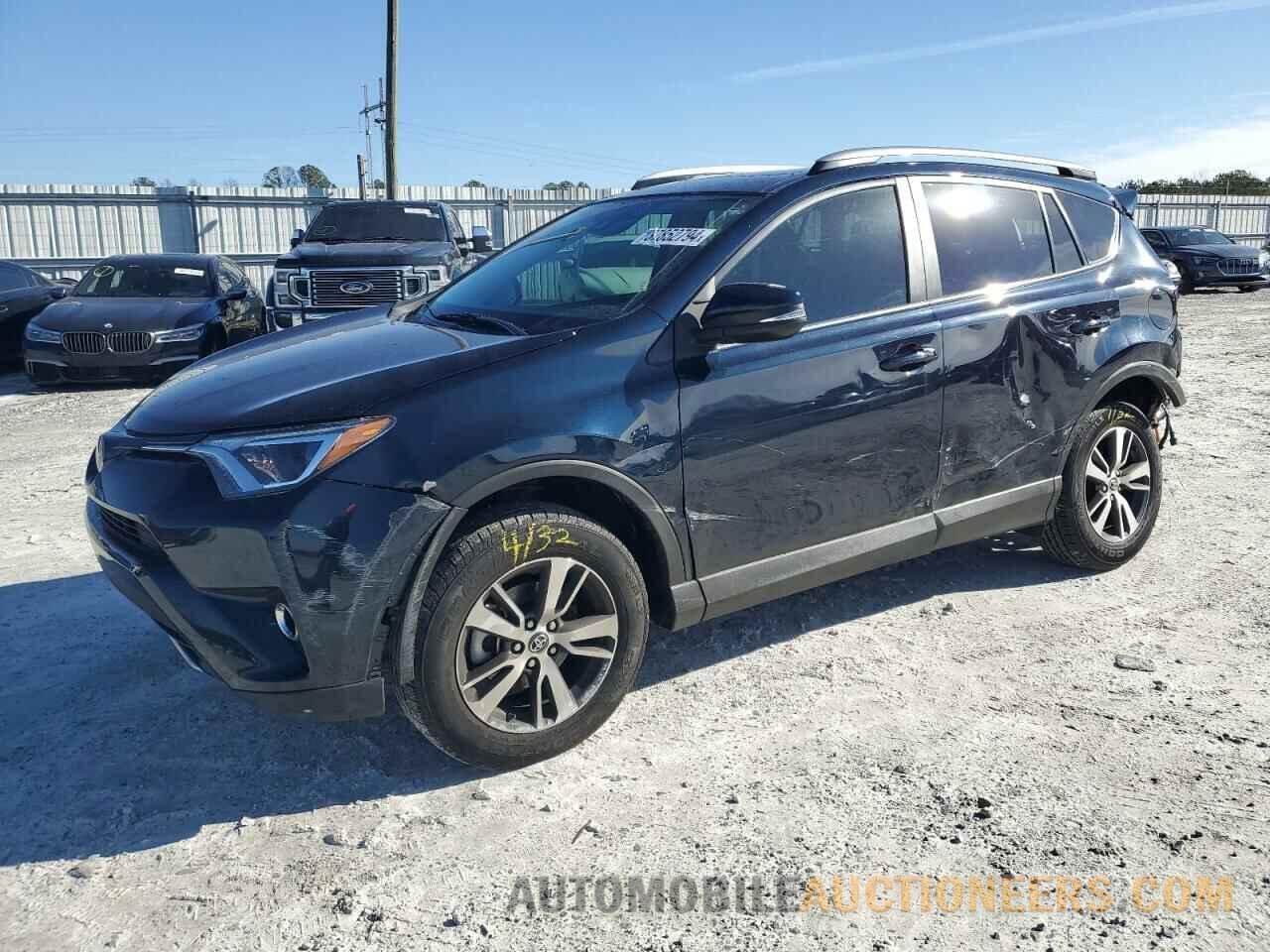 2T3WFREV7JW416979 TOYOTA RAV4 2018