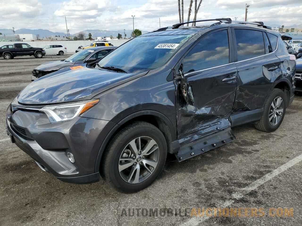 2T3WFREV7JW429702 TOYOTA RAV4 2018