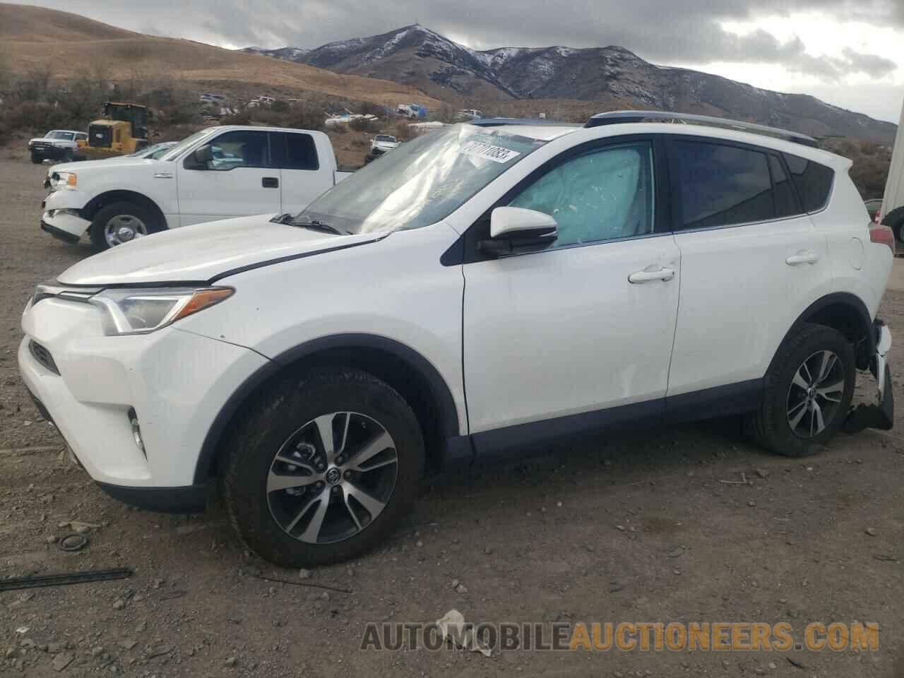 2T3WFREV7JW482657 TOYOTA RAV4 2018