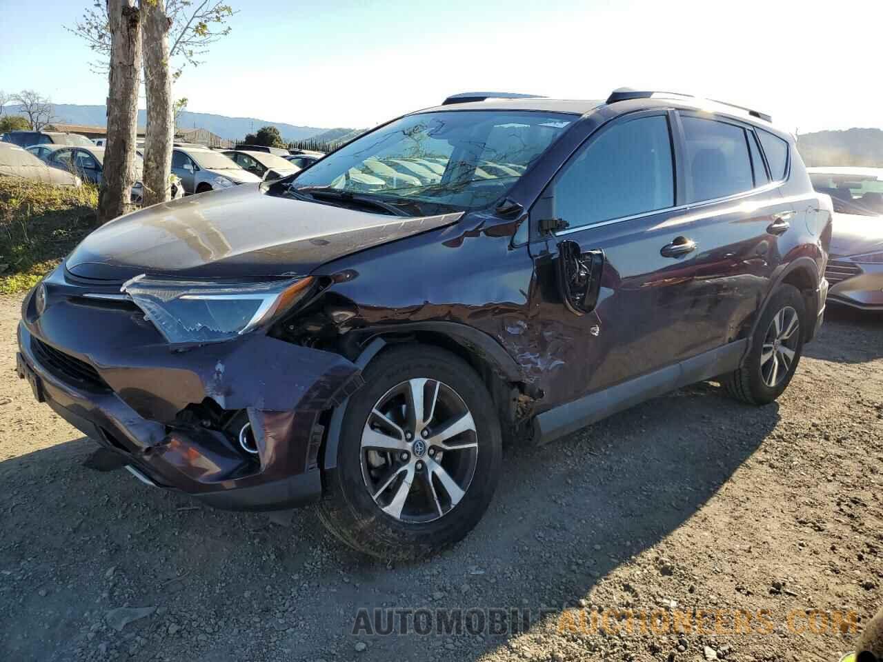 2T3WFREV7JW487132 TOYOTA RAV4 2018