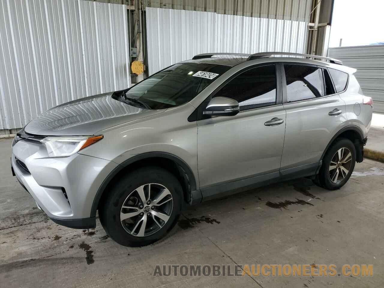 2T3WFREV7JW488880 TOYOTA RAV4 2018