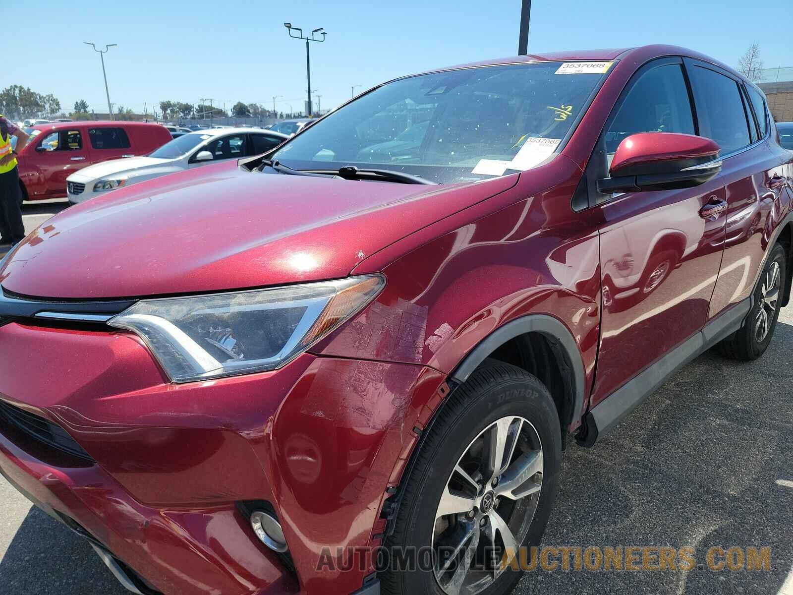 2T3WFREV7JW494226 Toyota RAV4 2018