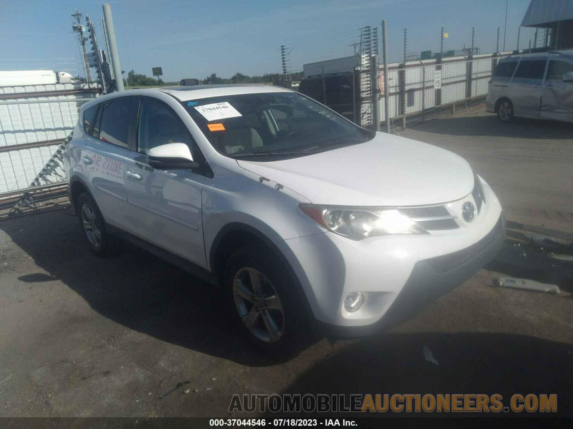 2T3WFREV8FW141727 TOYOTA RAV4 2015