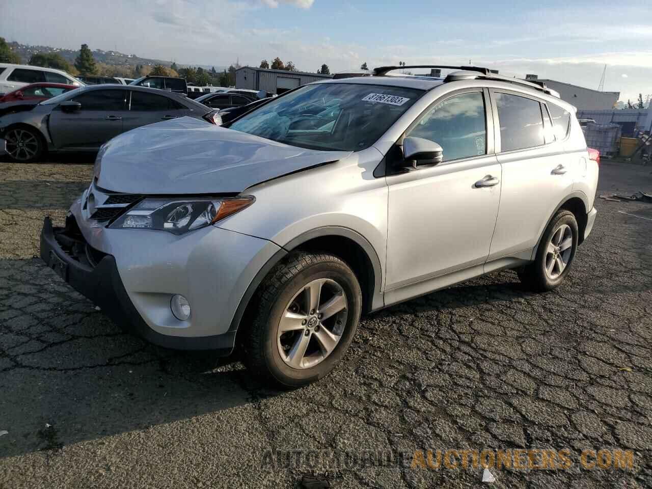 2T3WFREV8FW143560 TOYOTA RAV4 2015