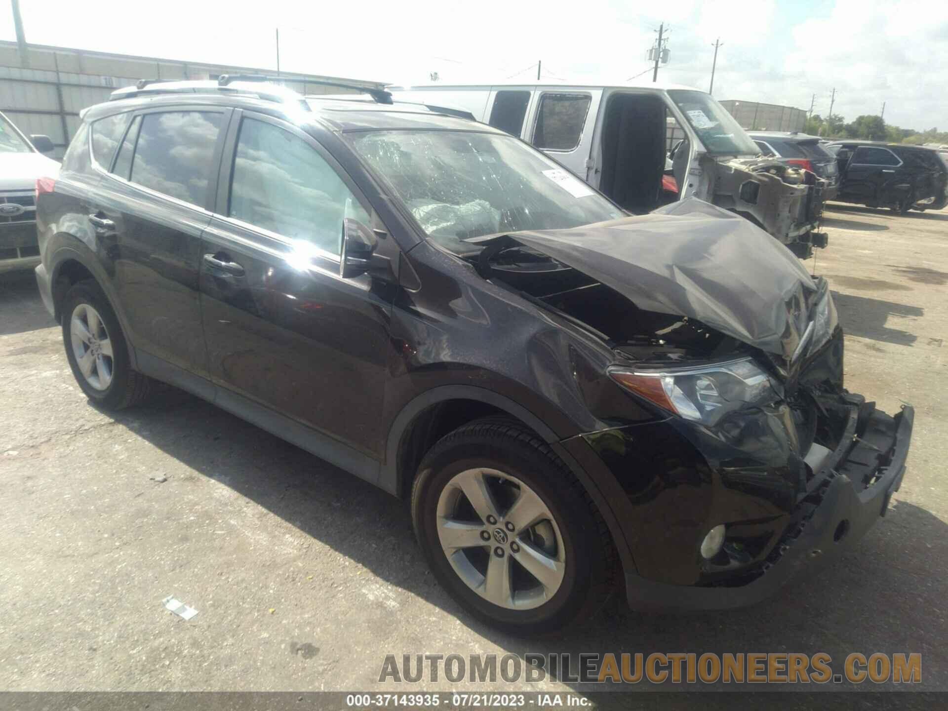 2T3WFREV8FW156941 TOYOTA RAV4 2015