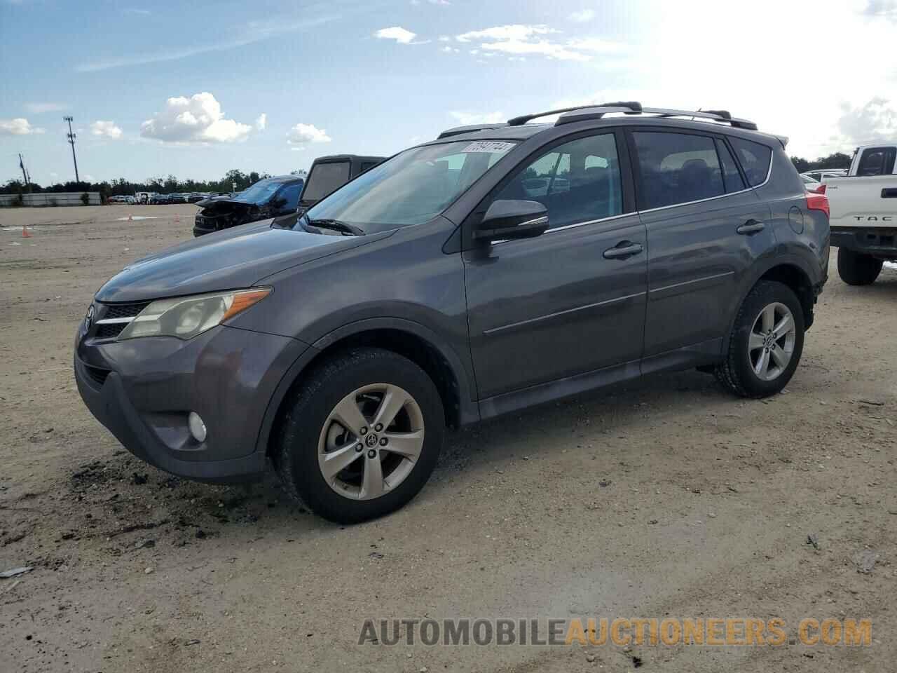 2T3WFREV8FW159354 TOYOTA RAV4 2015