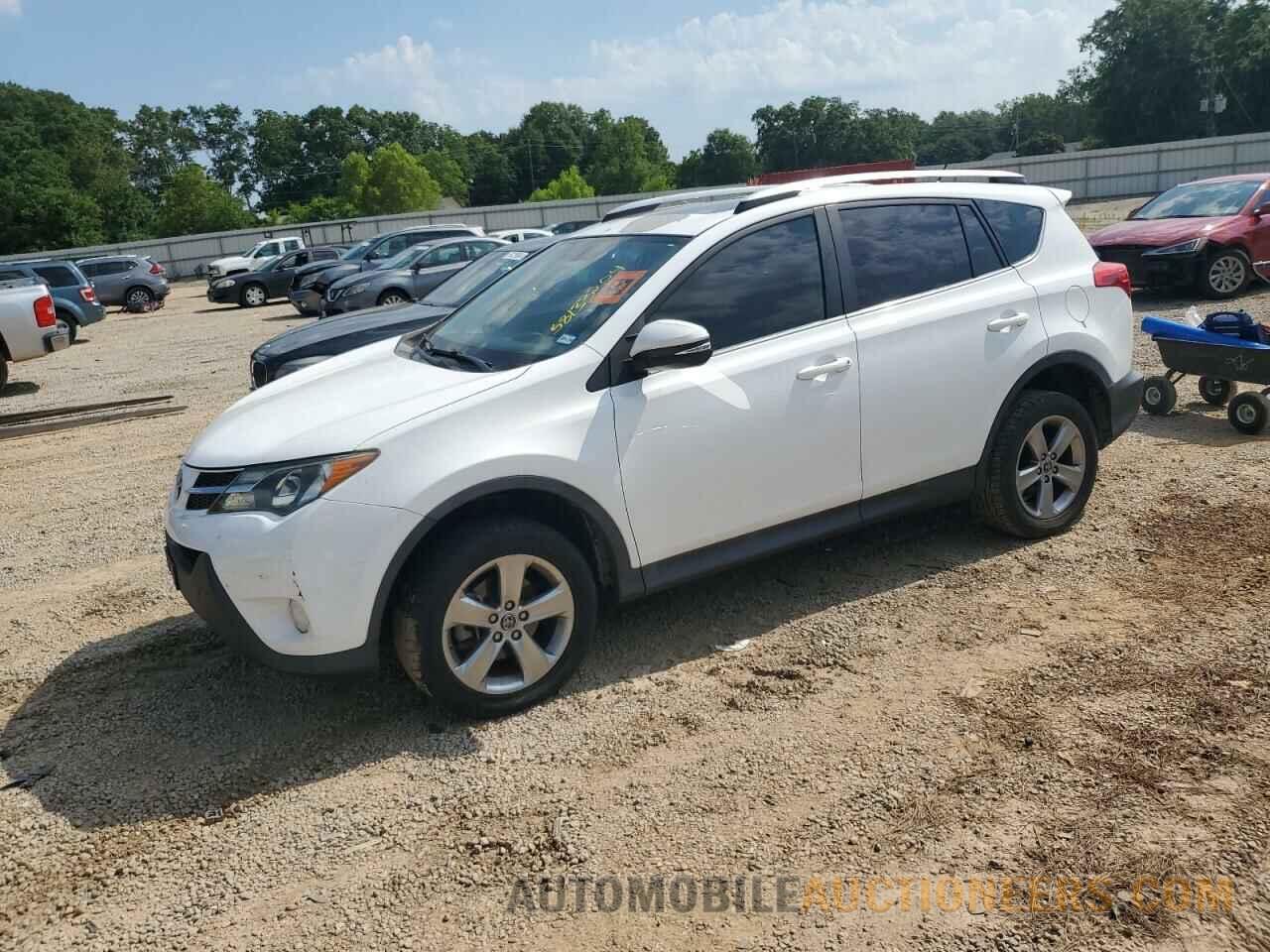 2T3WFREV8FW169396 TOYOTA RAV4 2015