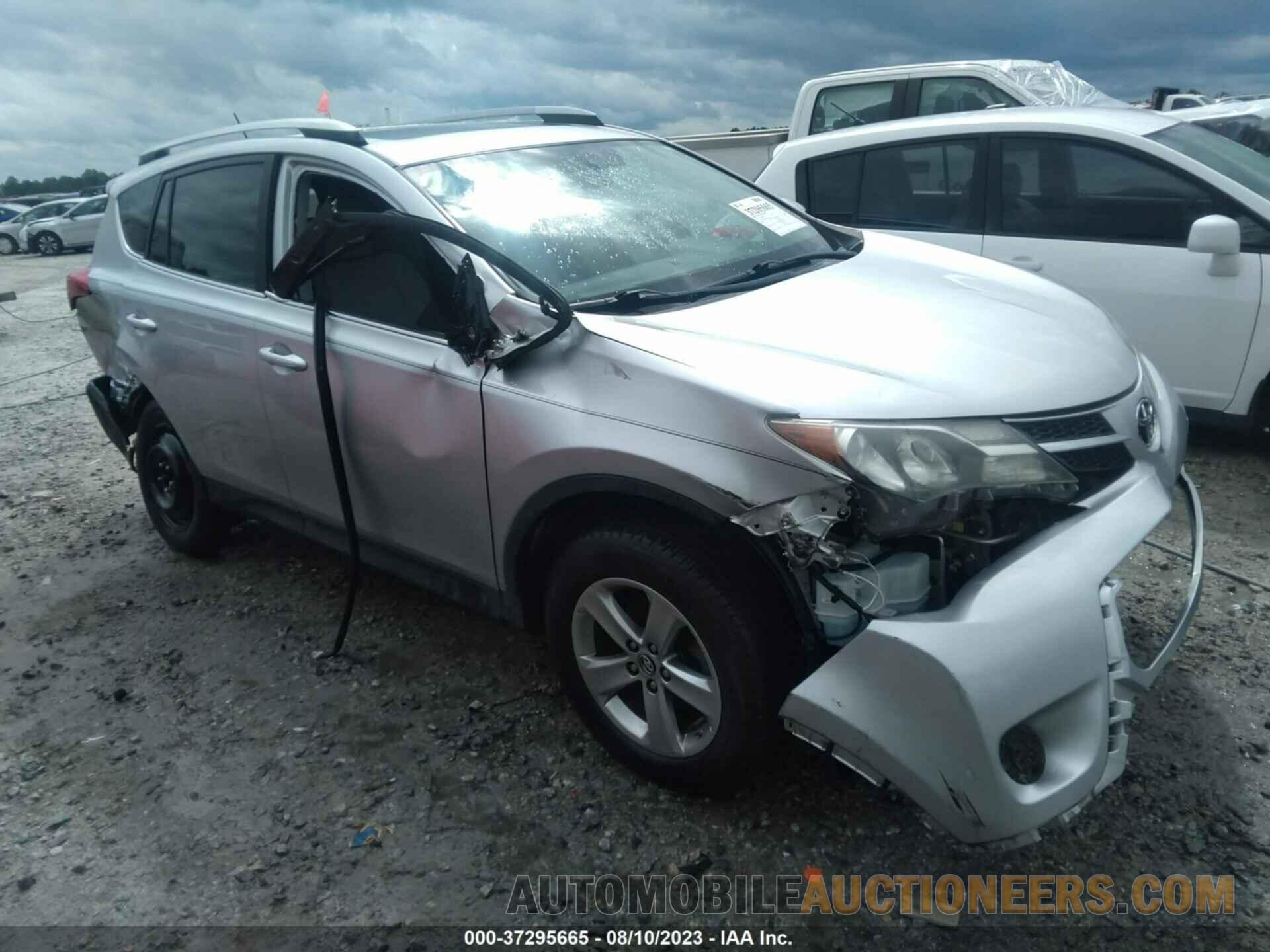 2T3WFREV8FW179801 TOYOTA RAV4 2015