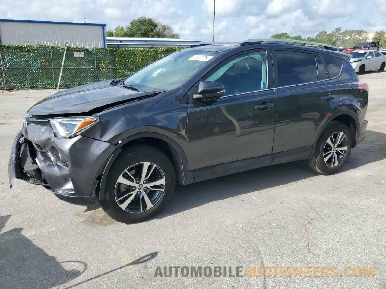 2T3WFREV8GW268818 TOYOTA RAV4 2016