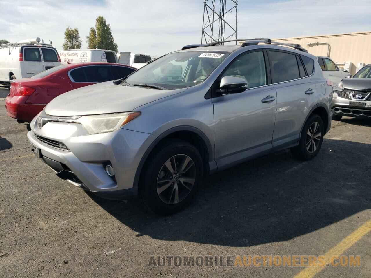 2T3WFREV8HW335452 TOYOTA RAV4 2017