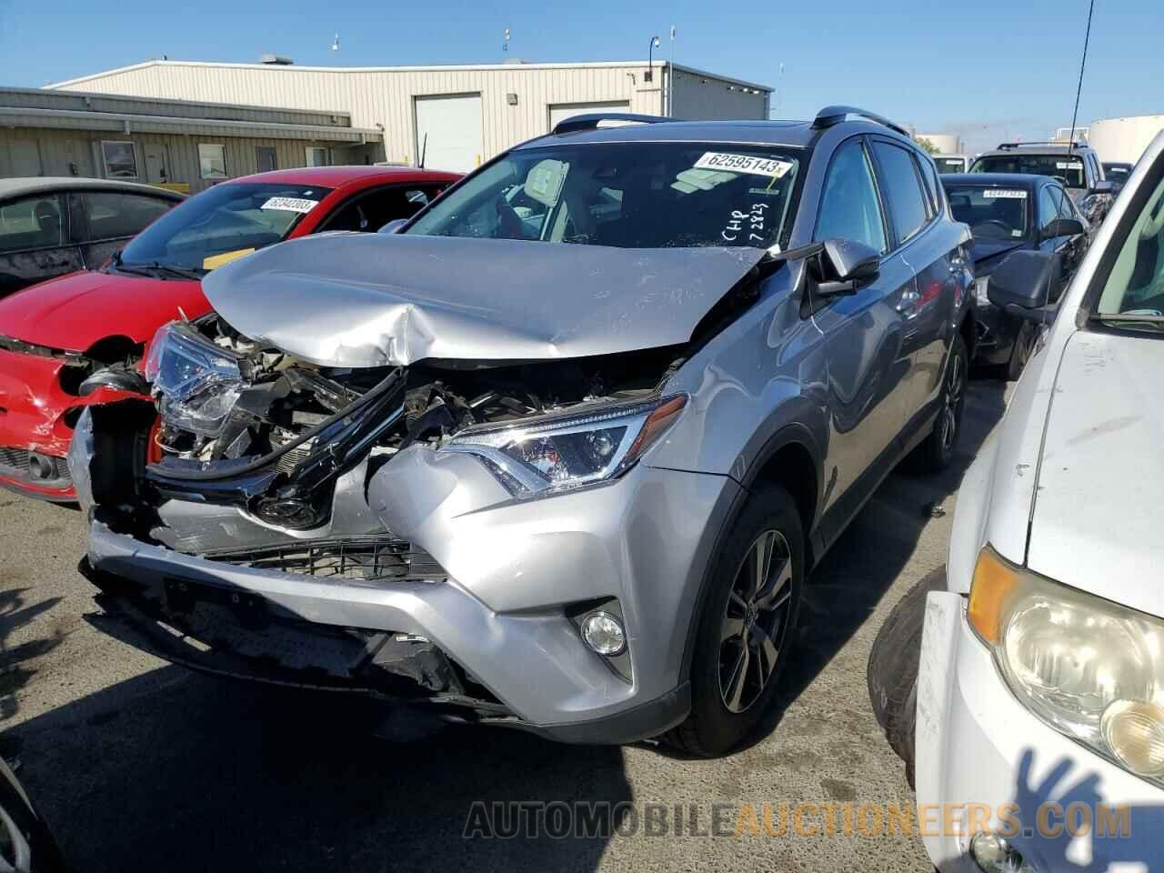 2T3WFREV8HW373313 TOYOTA RAV4 2017