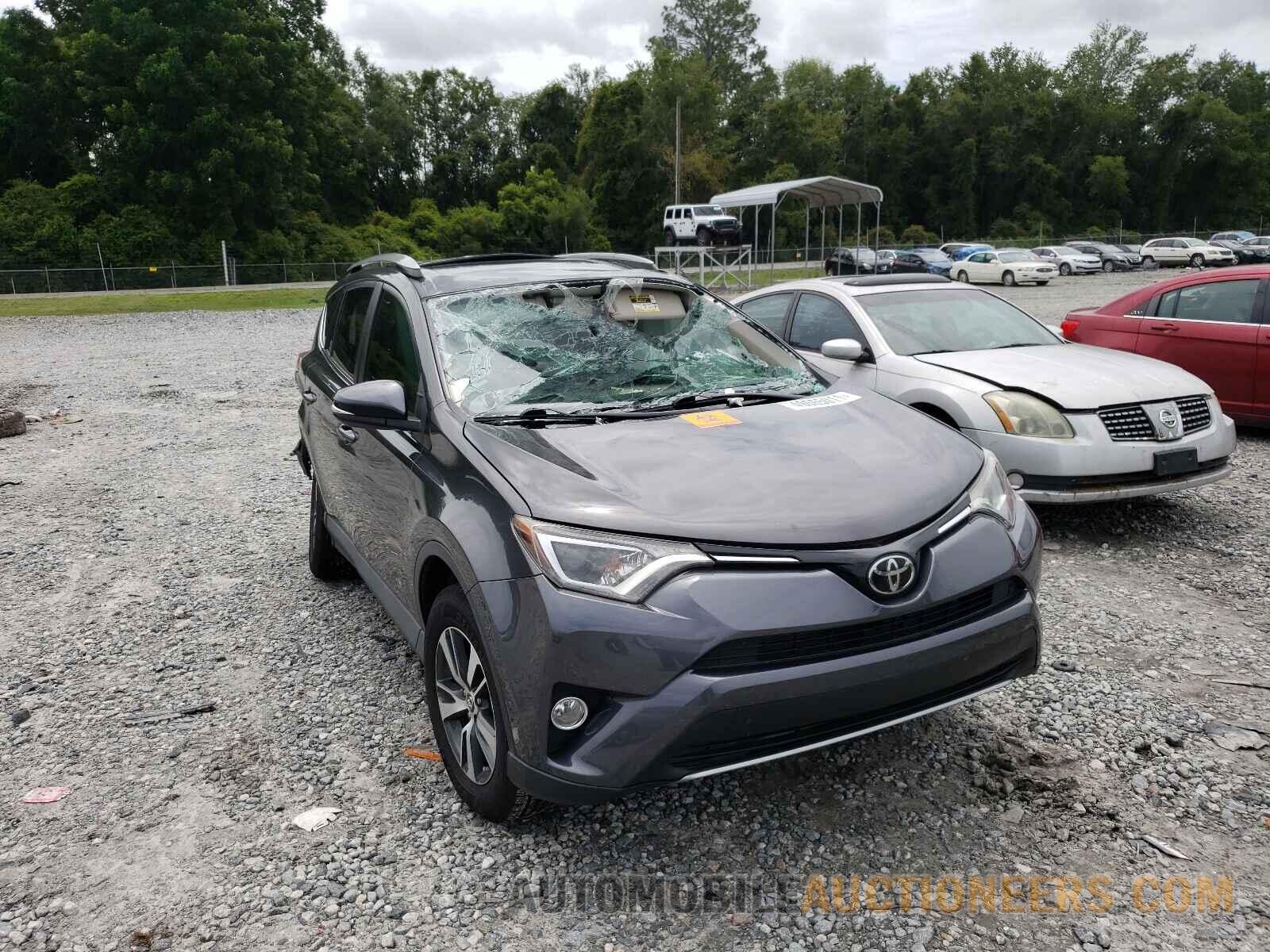 2T3WFREV8HW378415 TOYOTA RAV4 2017