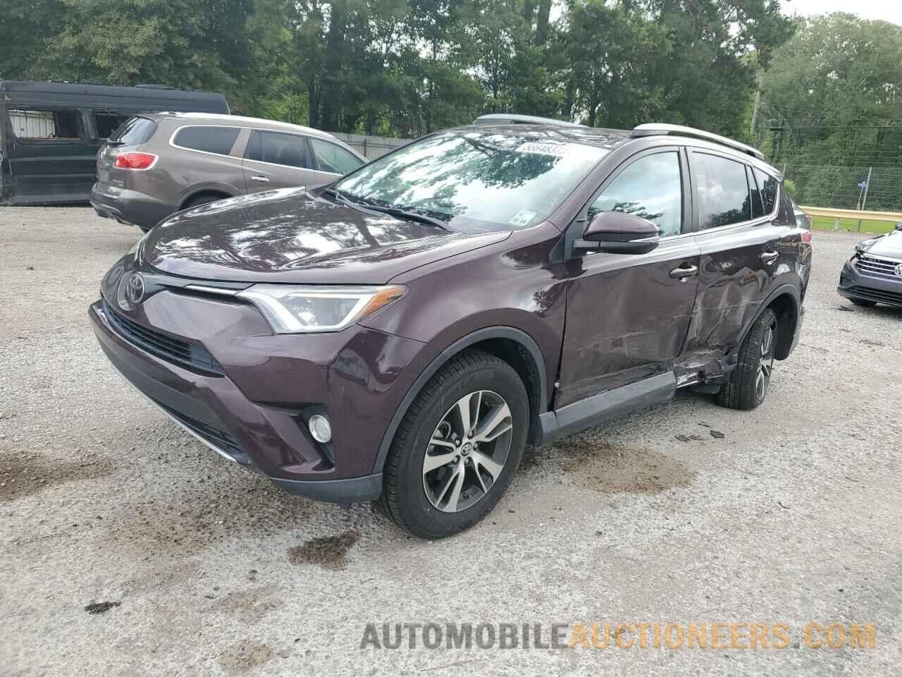 2T3WFREV8HW389205 TOYOTA RAV4 2017