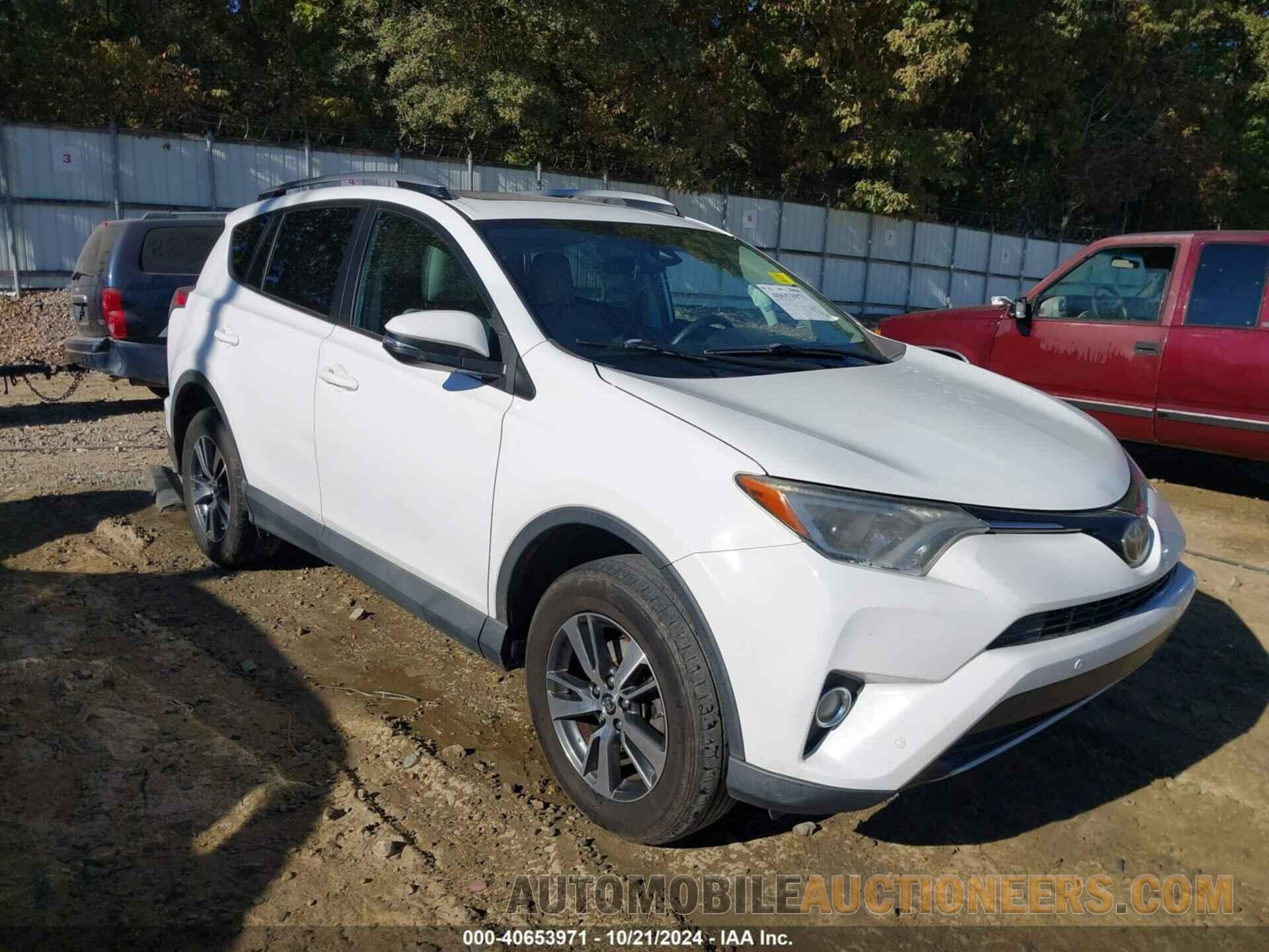 2T3WFREV8HW389527 TOYOTA RAV4 2017