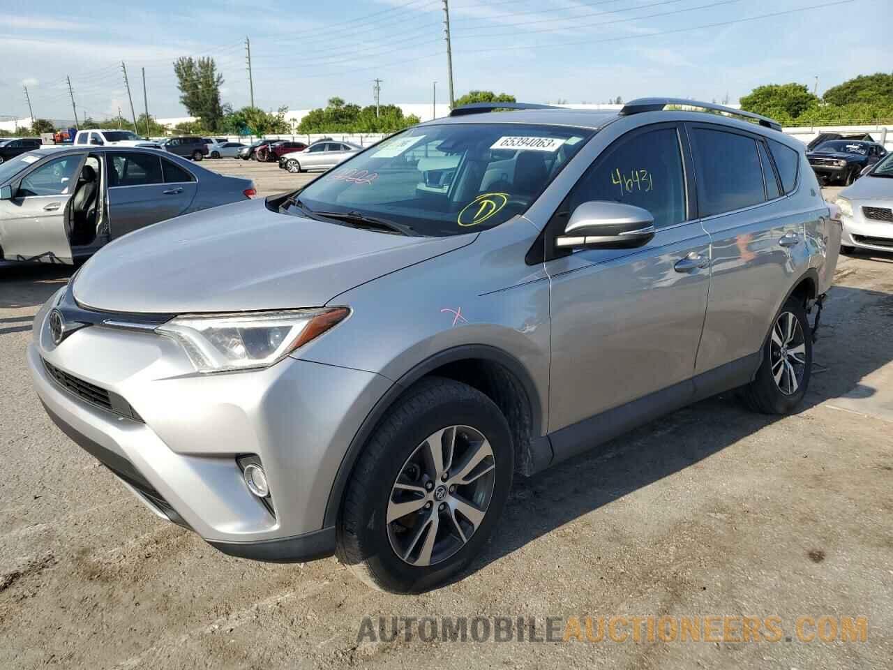 2T3WFREV8HW389866 TOYOTA RAV4 2017