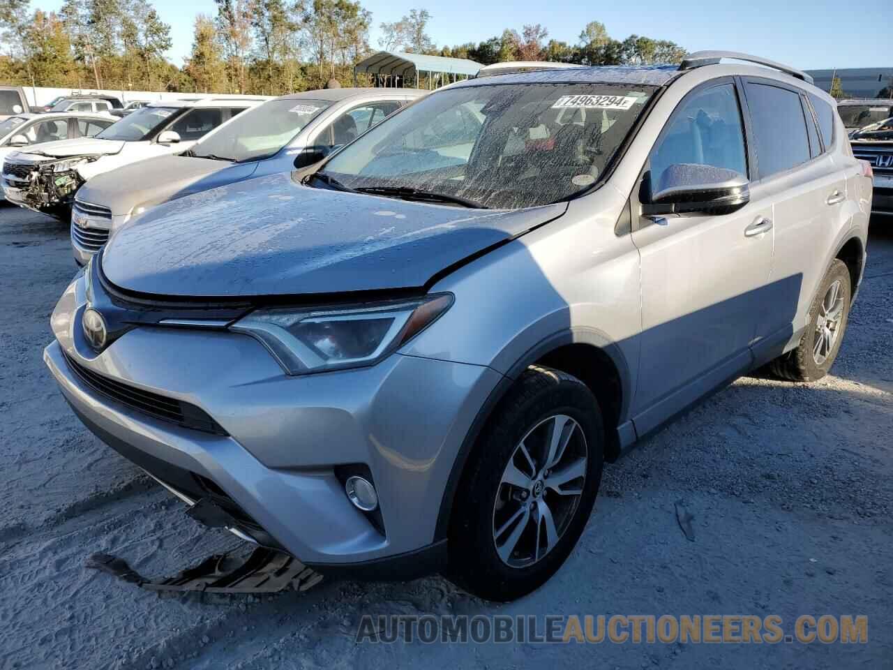 2T3WFREV8HW397305 TOYOTA RAV4 2017