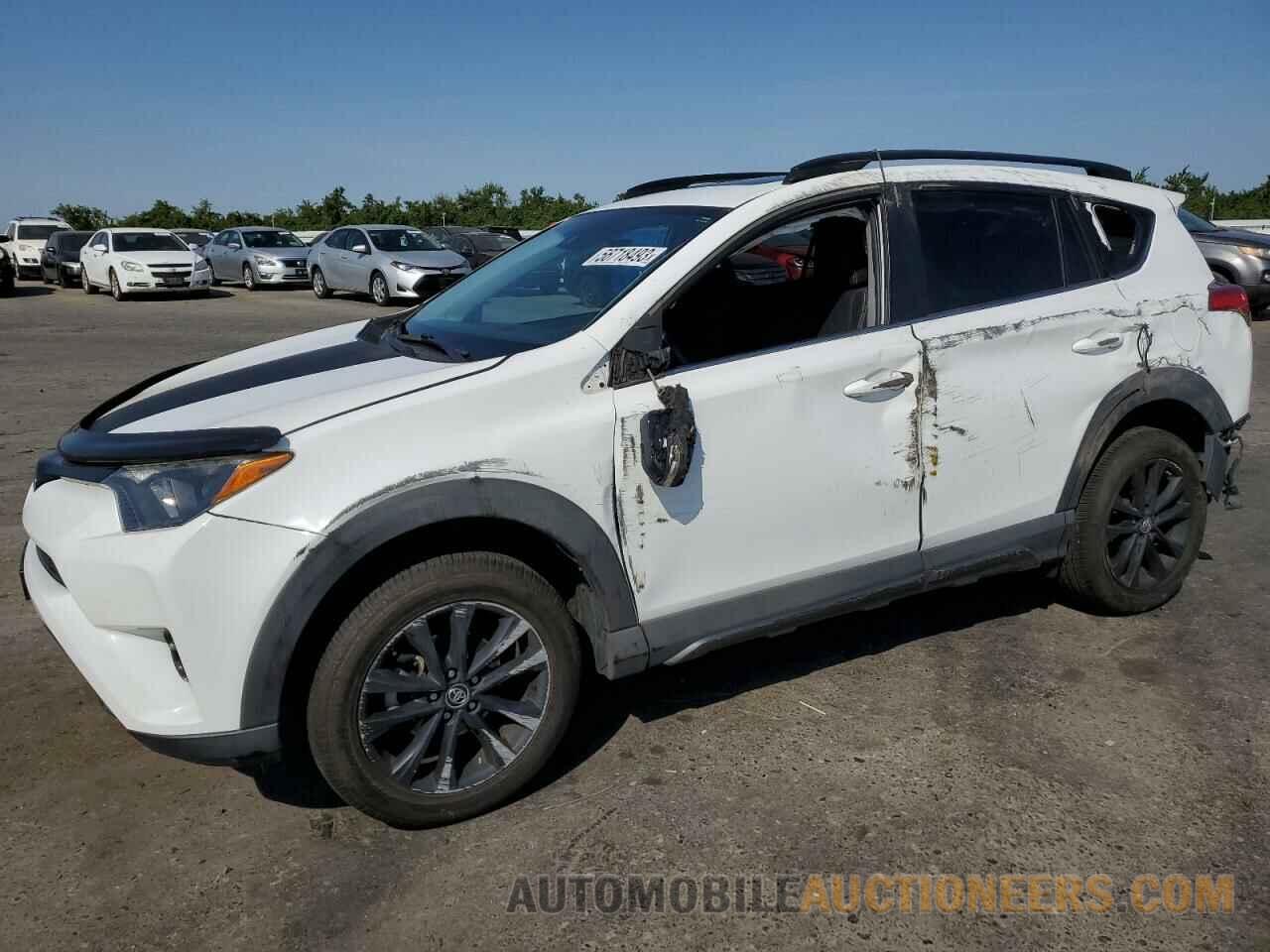 2T3WFREV8JW413590 TOYOTA RAV4 2018