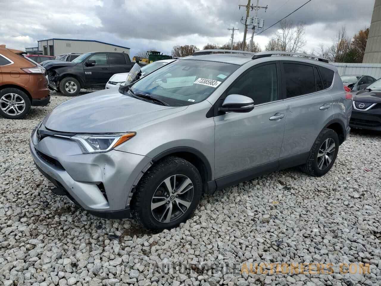 2T3WFREV8JW446086 TOYOTA RAV4 2018