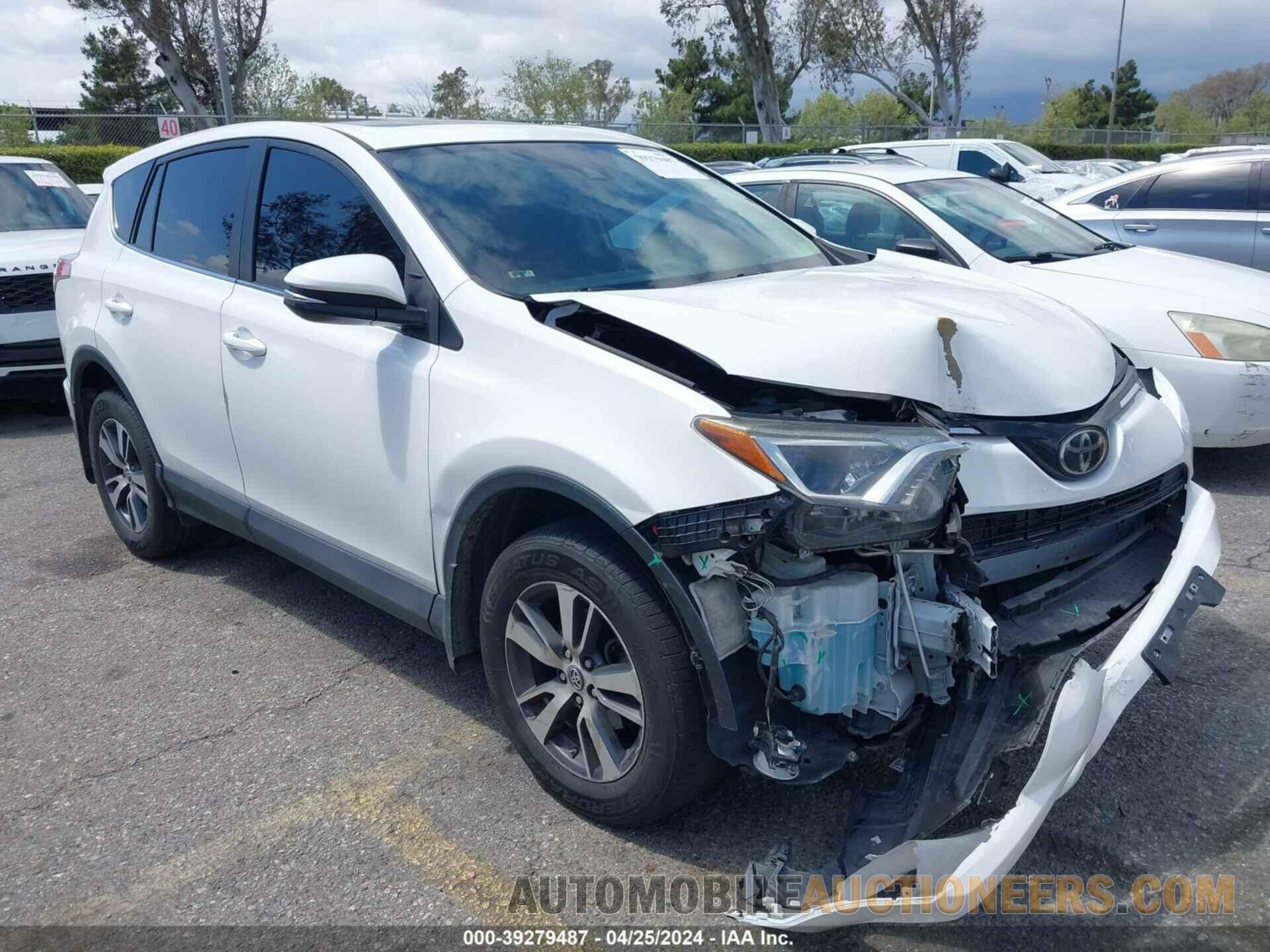 2T3WFREV8JW514158 TOYOTA RAV4 2018