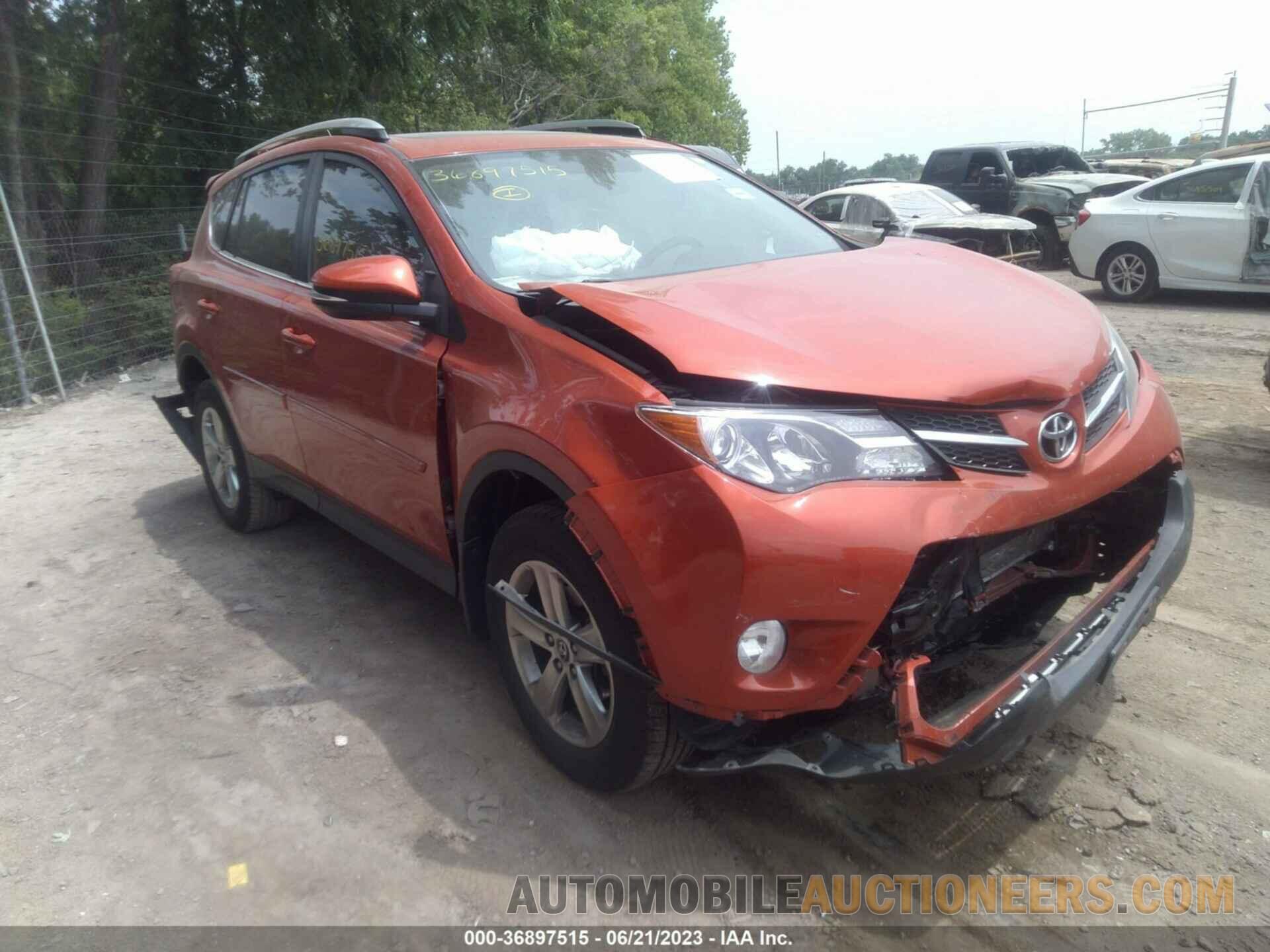 2T3WFREV9FW132096 TOYOTA RAV4 2015