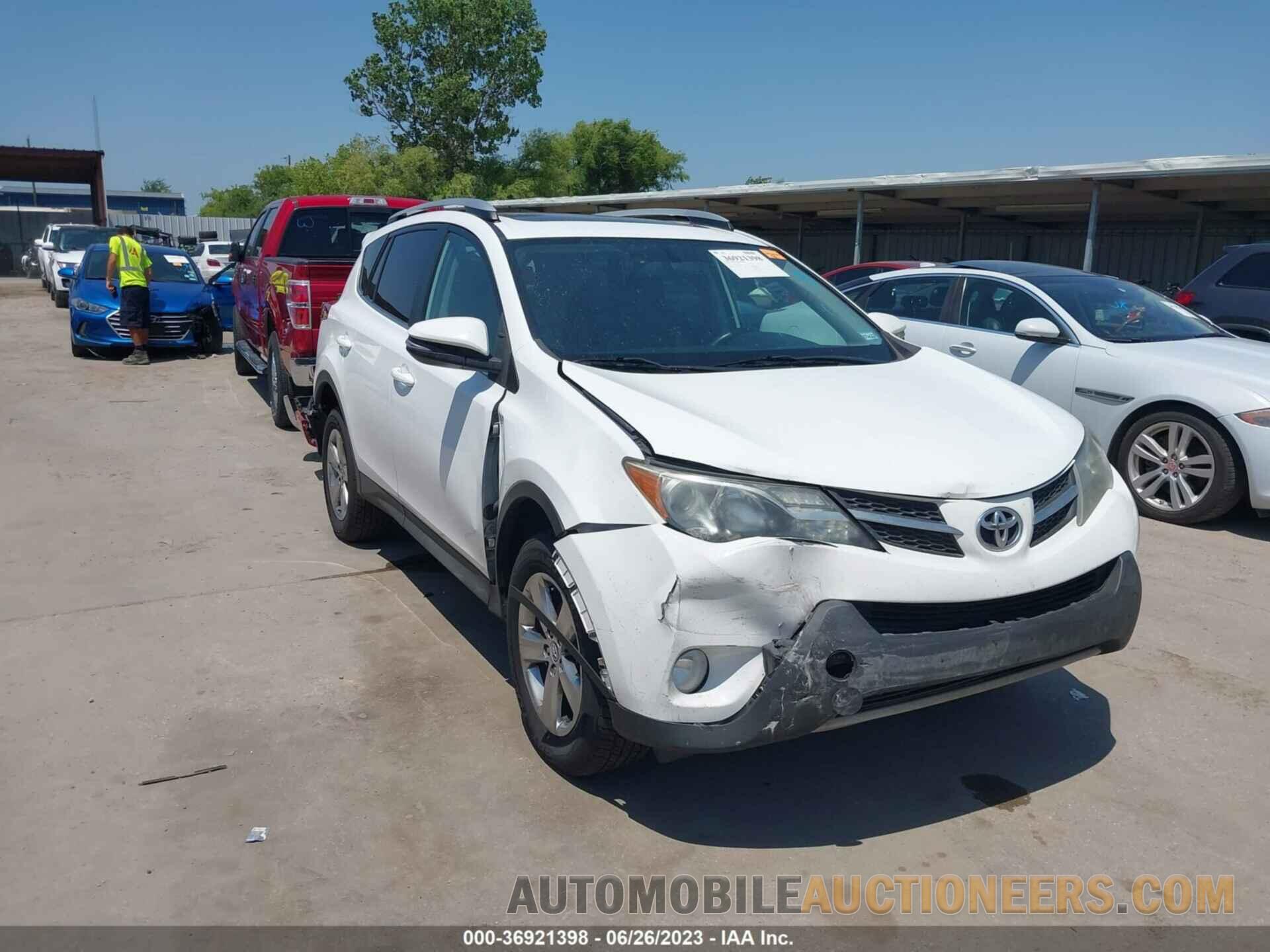 2T3WFREV9FW164322 TOYOTA RAV4 2015