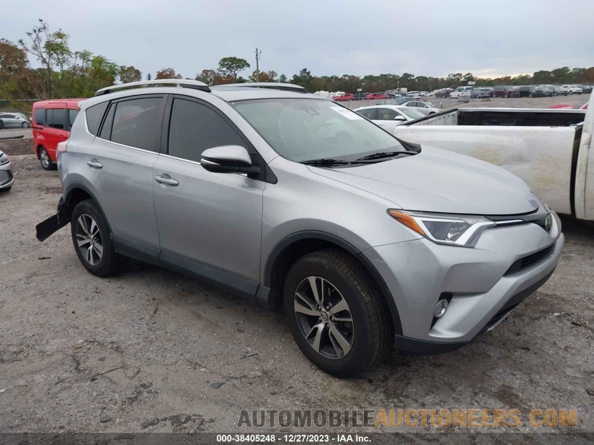 2T3WFREV9HW325979 TOYOTA RAV4 2017