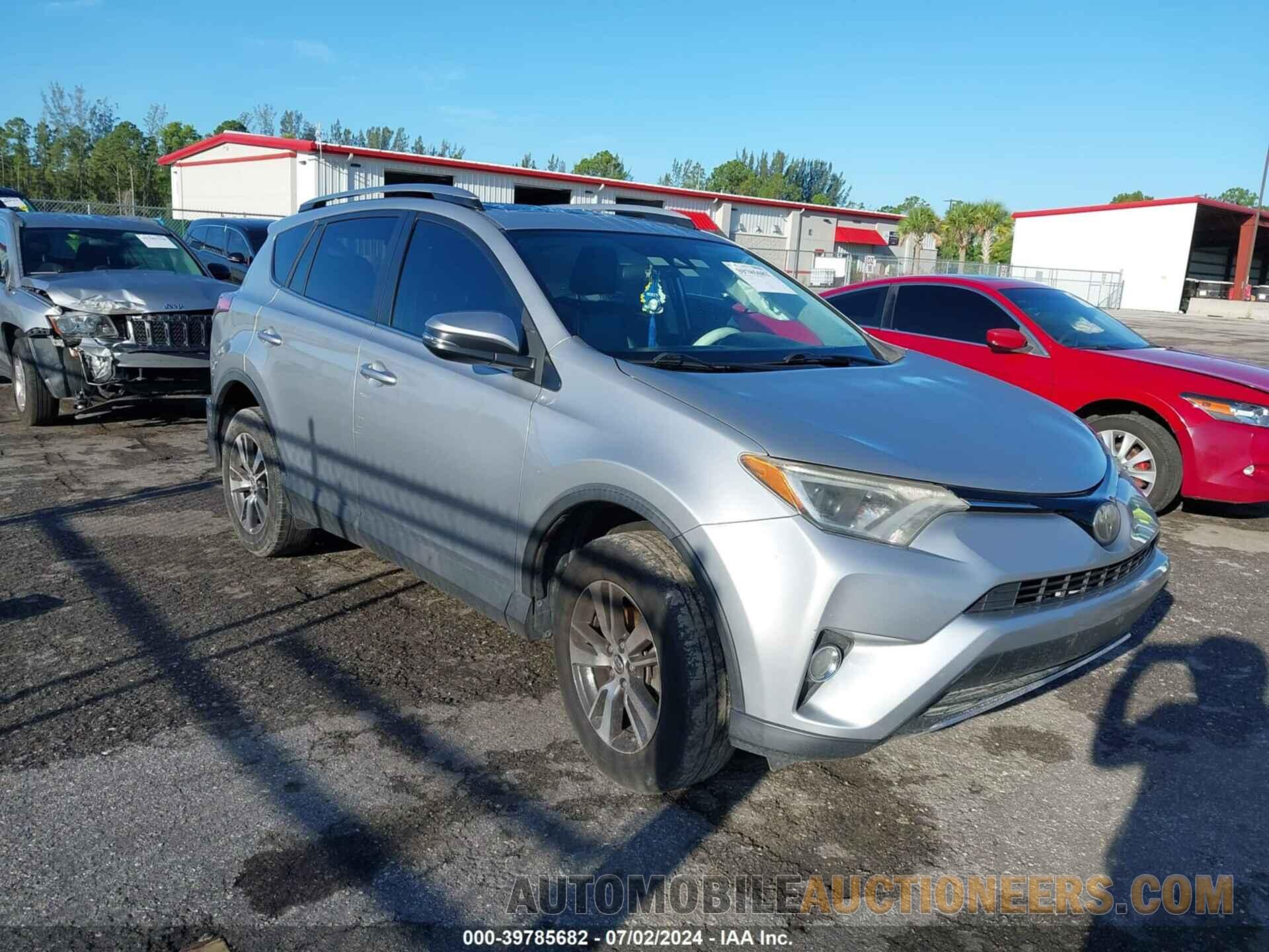 2T3WFREV9HW329188 TOYOTA RAV4 2017